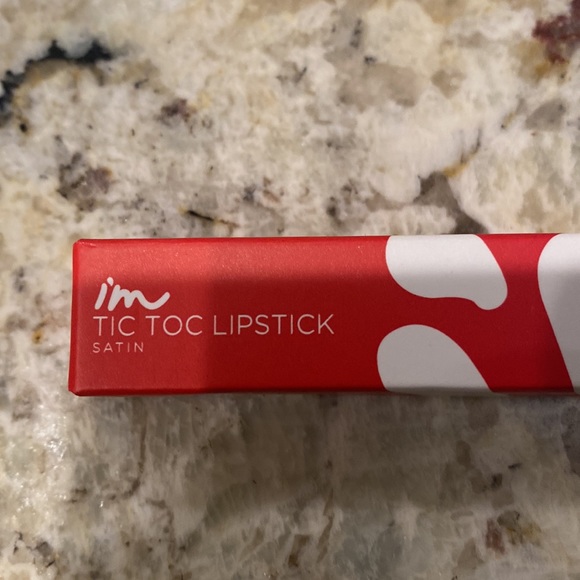 Satin lipstick 💄 Scarlet dress (color) - Picture 4 of 5